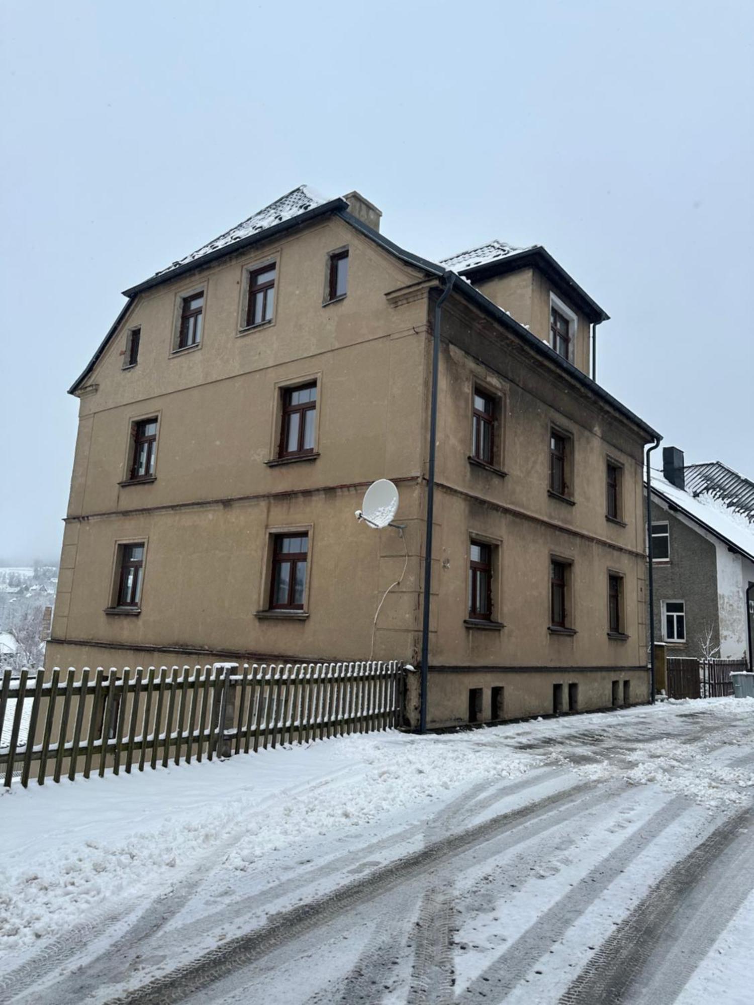 Bytovy Dum Na Horach Vejprty Extérieur photo
